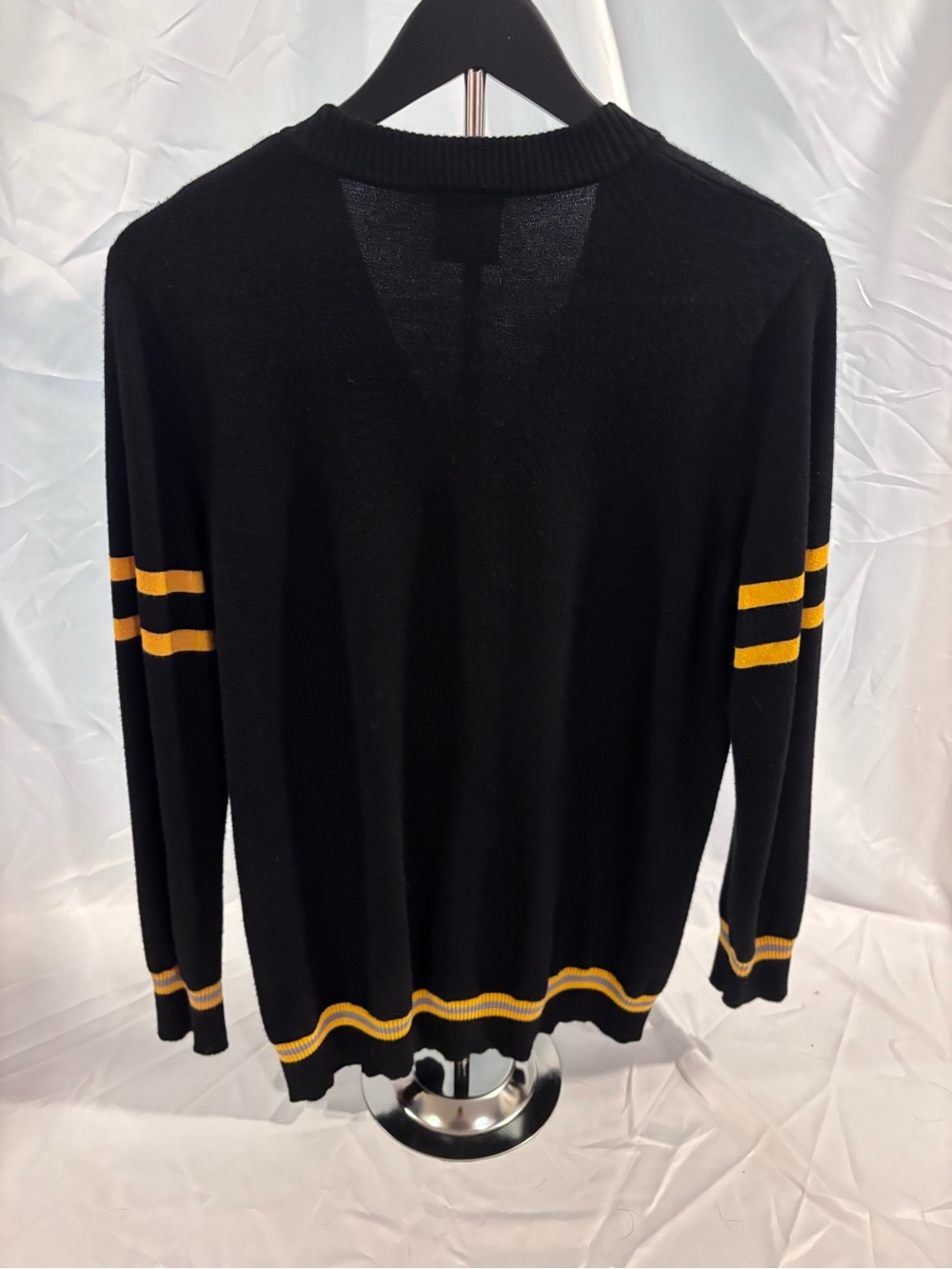 TORRID | Harry Potter Hufflepuff Cardigan - Picture 3 of 7